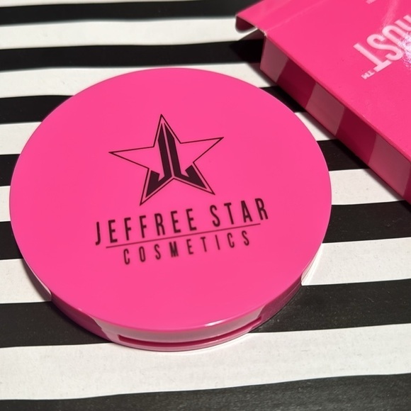 Jeffrey Star highlighting powder NEW lavender snow shimmer perfection‎ vegan - Picture 5 of 6